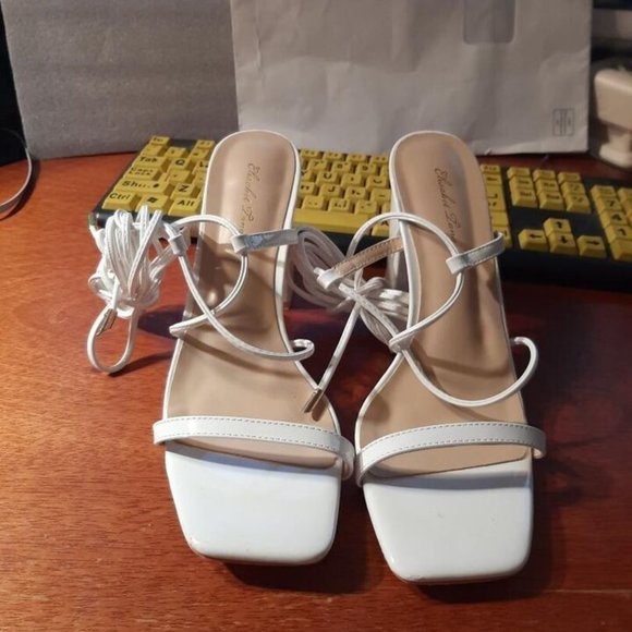 Elisabet Lang Lace Up Open Toe Block Heel White Sz8 Sandals PreLoved Good Condi. - Picture 3 of 6